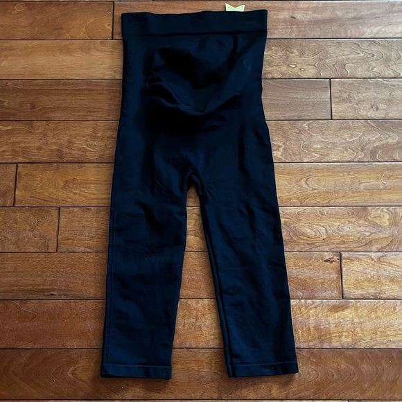 BLANQUI everyday cropped maternity legging - size small - Picture 3 of 5